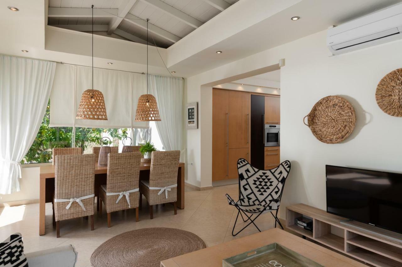 Levantes Luxury Home - Nature Inspired, Pool & Bbq, By Thinkvilla Prines  Екстер'єр фото